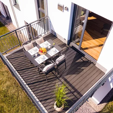Strandlaeufer 1 4 - *